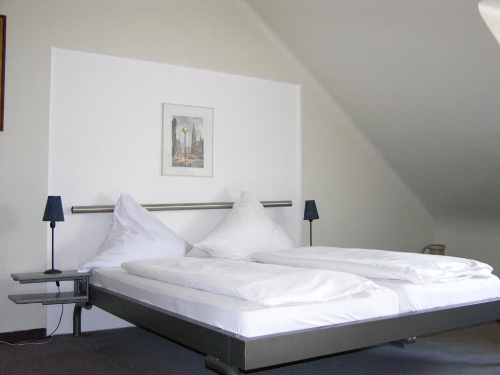 Hotel Continental Saarbrücken Kamer foto